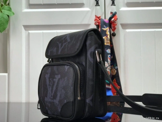 WIS AMAZON NANO VUITTON MESSENGER LOUIS 0127